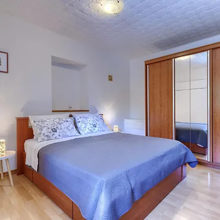 Bumbak By Interhome Apartamento