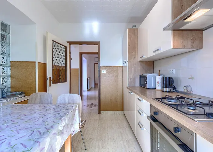 Bumbak By Interhome Appartement