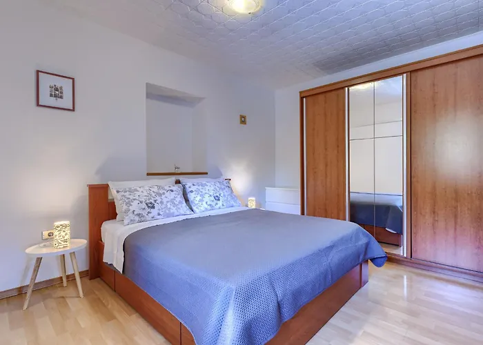 Bumbak By Interhome Appartement