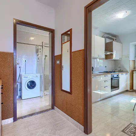 Bumbak By Interhome Umag