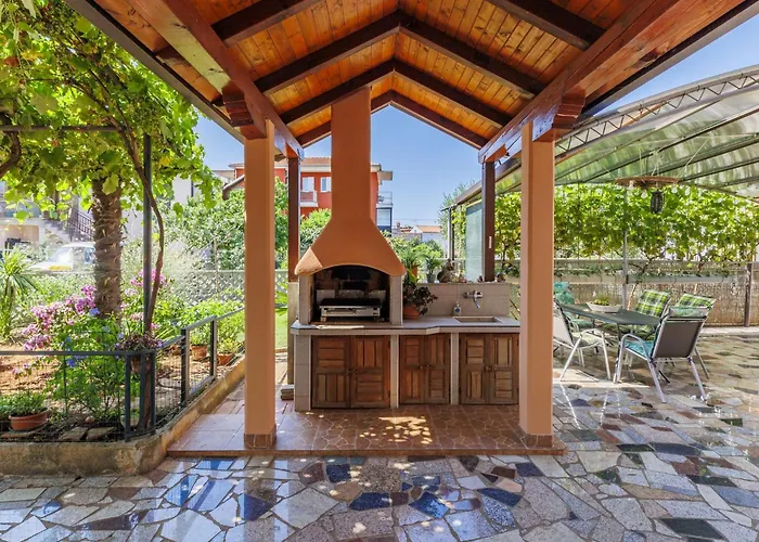 Apartman Bumbak By Interhome