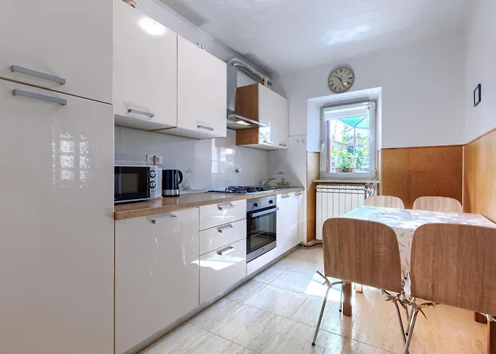 Bumbak By Interhome *